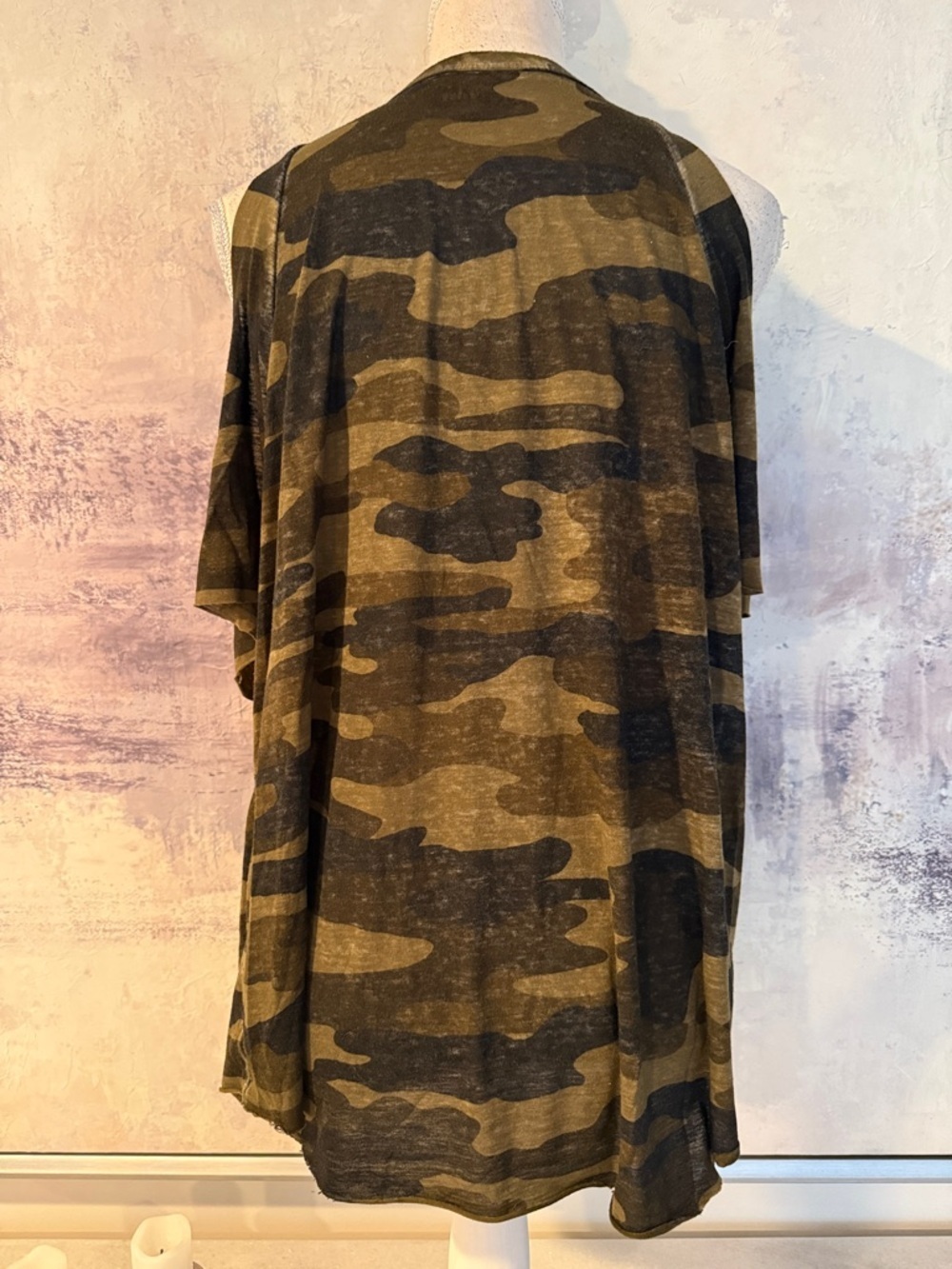 Lucky Brand Camo Cold-Shoulder Tunic Top - Olive & Black size XL - Picture 3 of 5